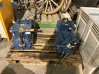 Bock hgx4/ 465-4 s semi hermetische koelcompressor (2x) - afbeelding 1 van  8