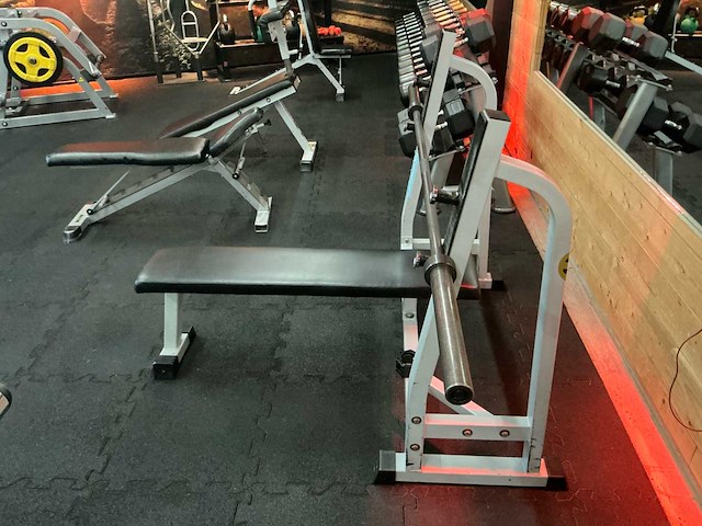 Body solid bench trainingsbank - afbeelding 5 van  8