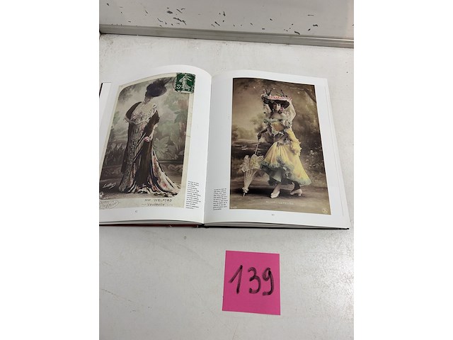 Boek 1900-1918 - afbeelding 2 van  3