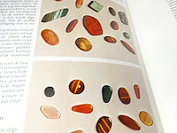 Boek over stenen - afbeelding 2 van  3