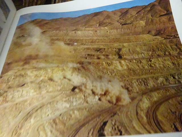 Boek over stenen - afbeelding 3 van  3