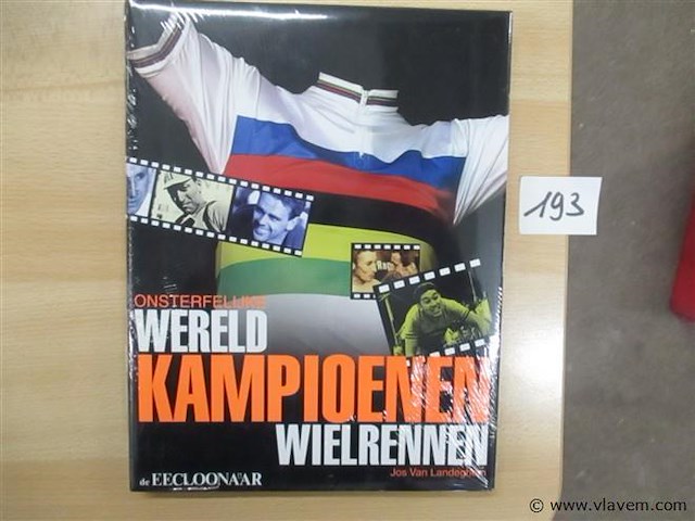 Boek - afbeelding 1 van  2