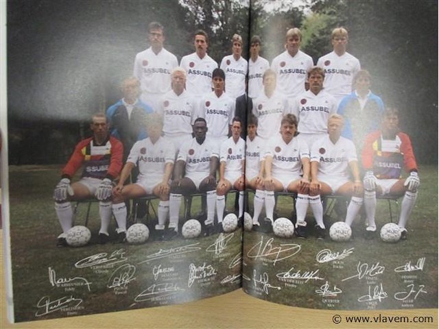 Boek - afbeelding 3 van  3