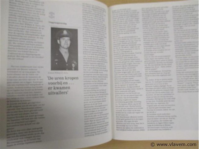 Boek - afbeelding 3 van  4