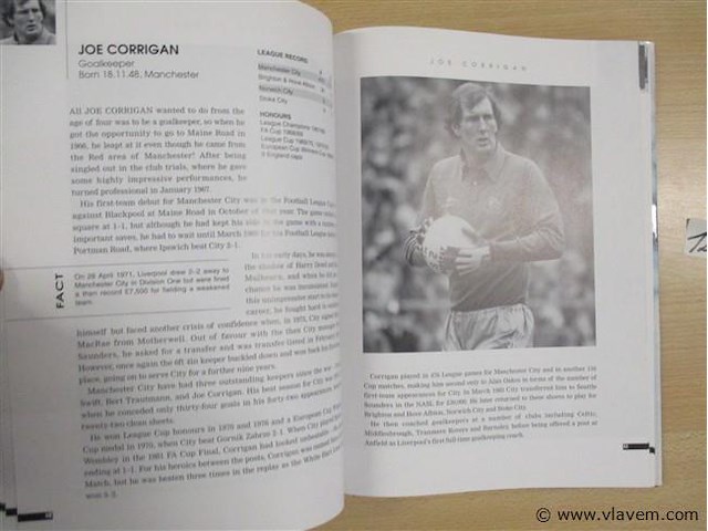 Boek - afbeelding 2 van  3
