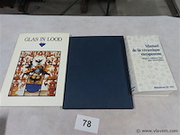Boeken 3 stuks, glas, keramiek en tegels - afbeelding 1 van  3