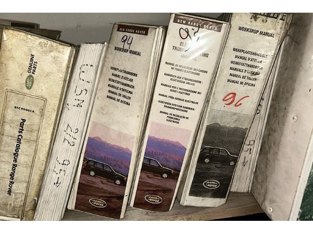 Boeken range rover - afbeelding 2 van  4