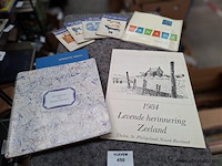 Boeken - afbeelding 1 van  3