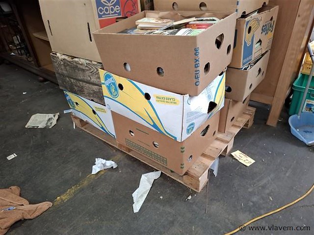 Boeken - afbeelding 3 van  3