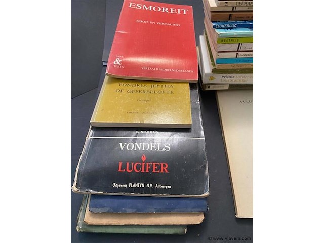 Boeken - afbeelding 1 van  3