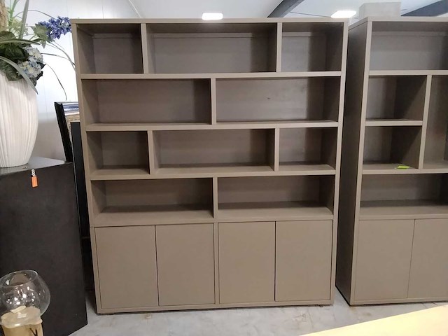 Boekenkast massief eik - afbeelding 1 van  2