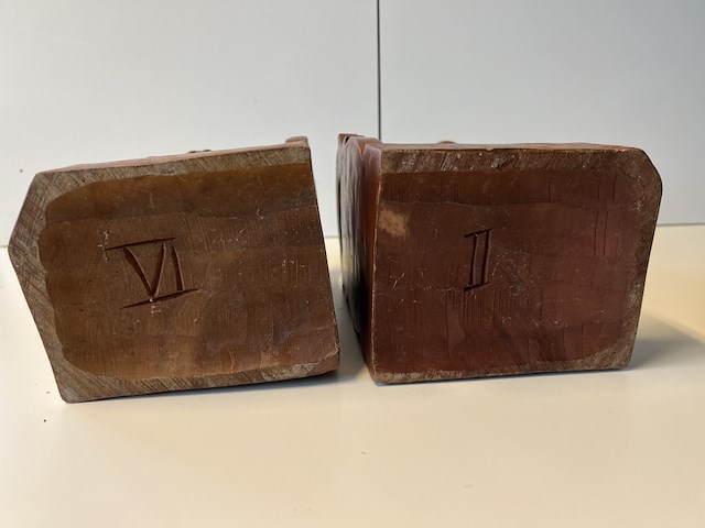 Boekensteun van 2 beelden - afbeelding 4 van  4