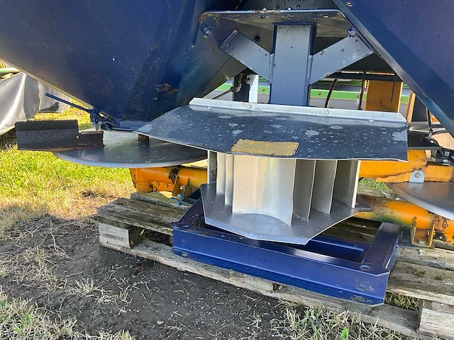 Bogballe ex 2339 zaaimachine - afbeelding 8 van  18