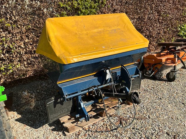 Bogballe l1 gedragen kunstmeststrooier - afbeelding 1 van  6