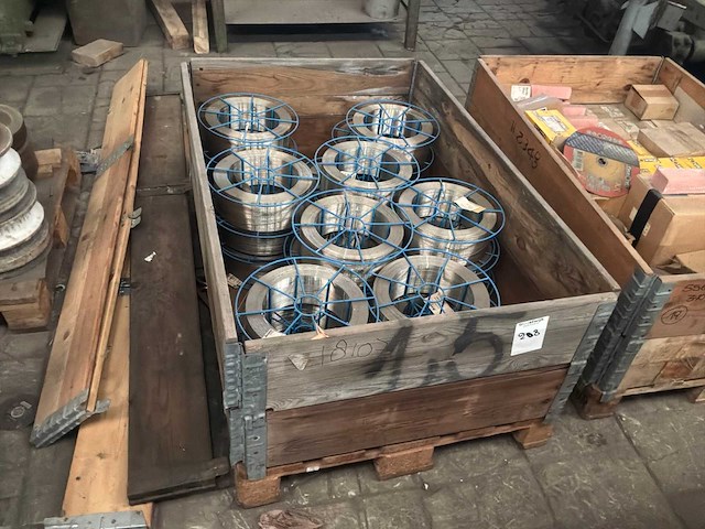 Böhler 2304 avesta mig cr23ni7l lasdraad op bobijn (24x) - afbeelding 1 van  3
