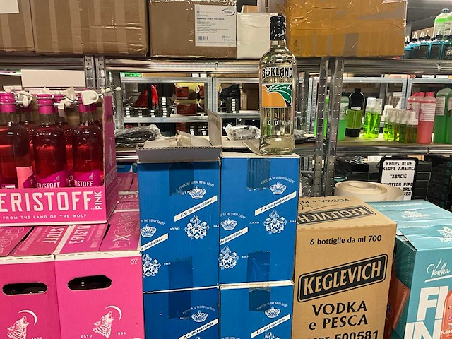 Bökland vodka likeur peach (48x) - afbeelding 2 van  2