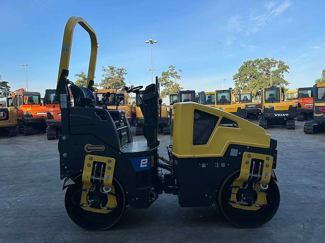 Bomag - 2024 - bw 100 ade-5 - duowals - afbeelding 18 van  34
