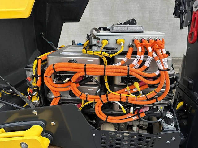 Bomag - 2024 - bw 120 ade-5 - duowals - afbeelding 16 van  34