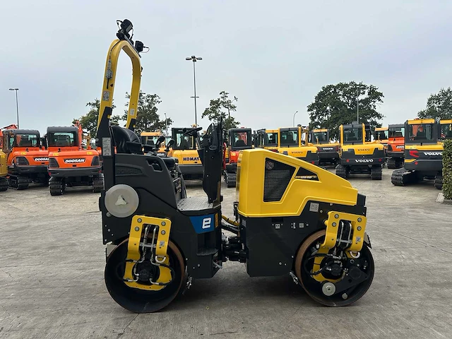 Bomag - 2024 - bw 120 ade-5 - duowals - afbeelding 29 van  34