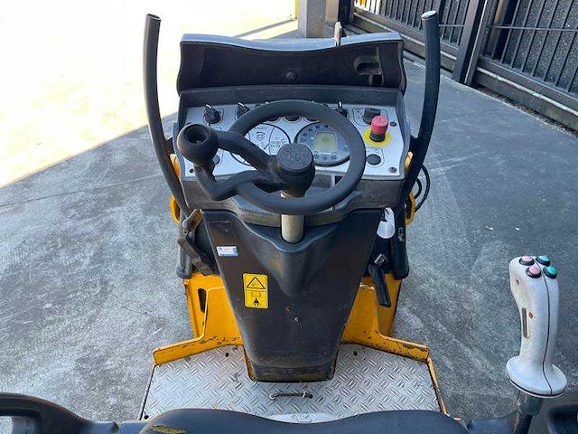 Bomag - bw 100 adm 5 - asfaltwals - 2016 - afbeelding 4 van  16