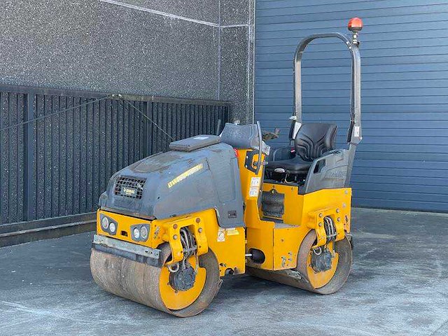 Bomag - bw 100 adm 5 - asfaltwals - 2016 - afbeelding 1 van  16