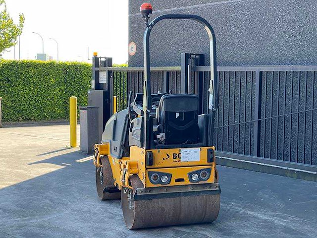 Bomag - bw 100 adm 5 - asfaltwals - 2016 - afbeelding 13 van  16