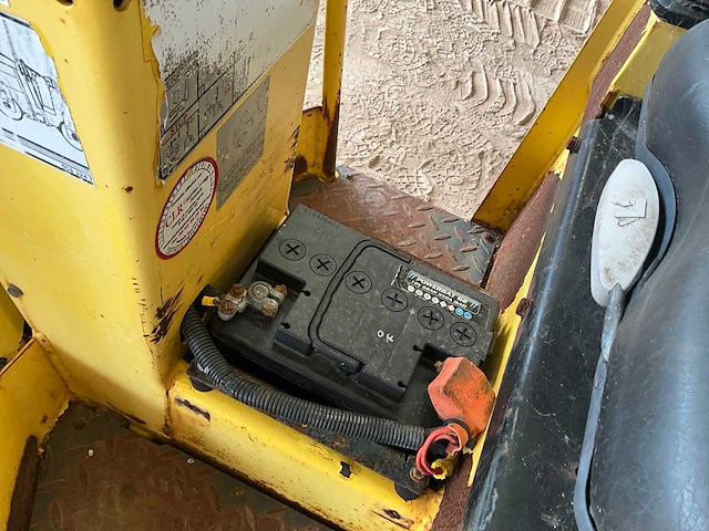 Bomag - bw 80 ad-2 - tandem roller - - afbeelding 4 van  15