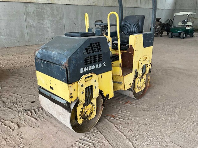Bomag - bw 80 ad-2 - tandem roller - - afbeelding 1 van  15