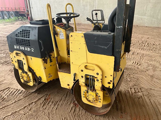 Bomag - bw 80 ad-2 - tandem roller - - afbeelding 13 van  15