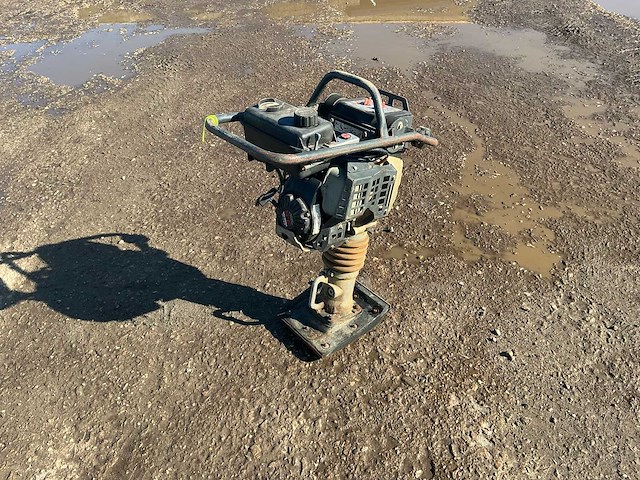 Bomag bt 60/4 trilstamper - afbeelding 1 van  7