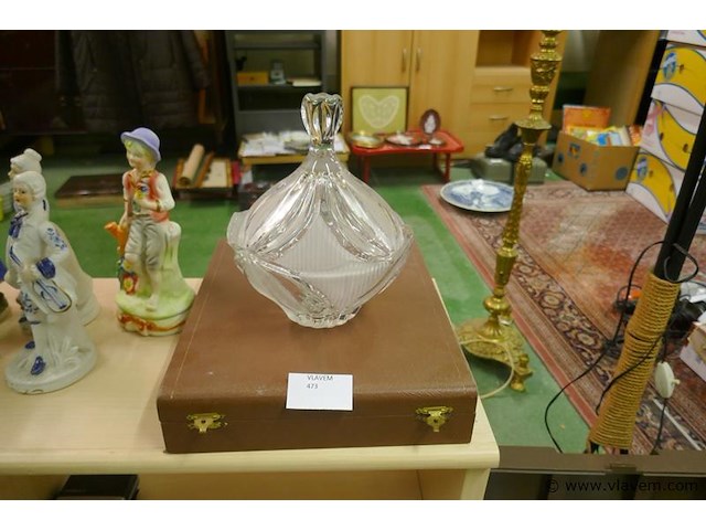 Bonbonière in kristal - afbeelding 1 van  2