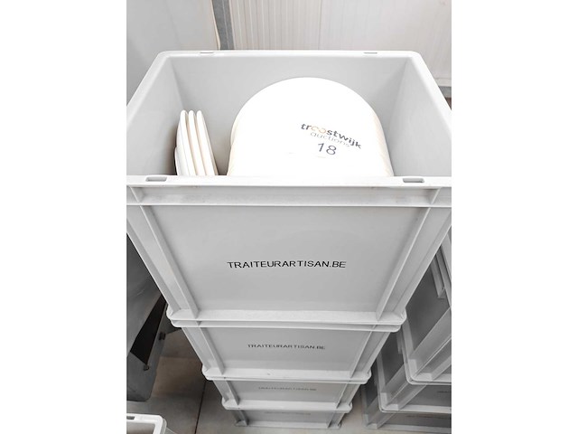 Bonna - bord - porselein: borden (100x) - afbeelding 1 van  2