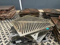 Boomroosters gietijzer