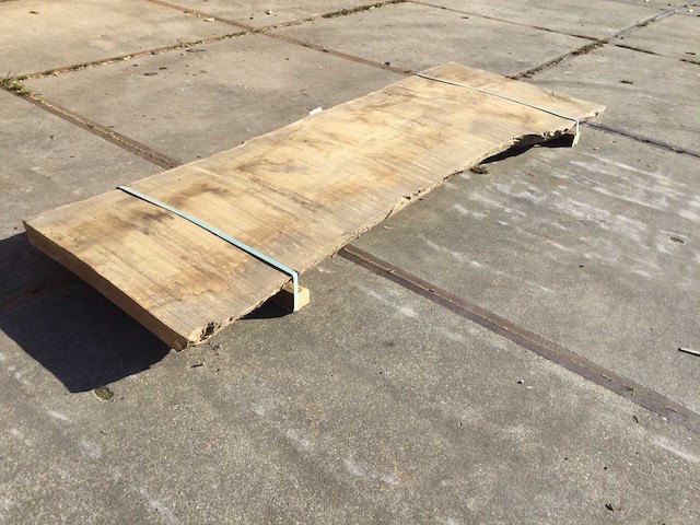 Boomstam tafelblad eiken 2800 x 850 x 70 mm - afbeelding 1 van  8