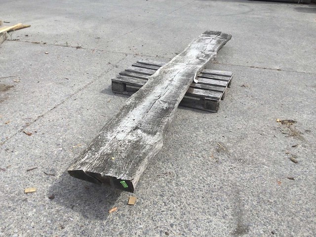 Boomstam tafelblad eiken 4100 x 400 x 80 mm - afbeelding 1 van  5