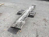 Boomstam tafelblad eiken 4100 x 400 x 80 mm - afbeelding 1 van  5