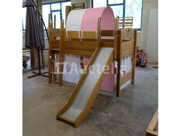 Boor, gereedschap, meubels