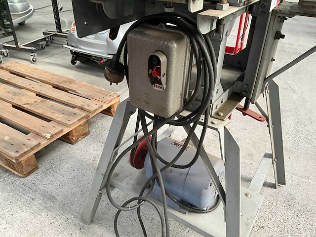 Boorconstructie/machine op metalen onderstel - afbeelding 6 van  24