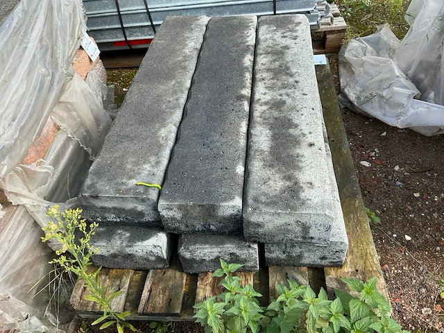 Boordstenen (6x) - afbeelding 1 van  2