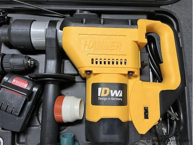 Boorhamer en accu schroevendraaier in koffer - afbeelding 2 van  5