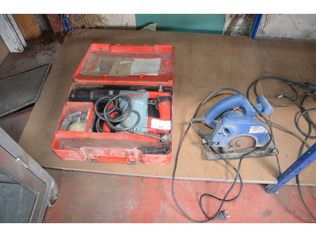 Boorhamer hilti te17 in koffer , cirkelzaag powerplus pow1041p (7,8) - afbeelding 1 van  10