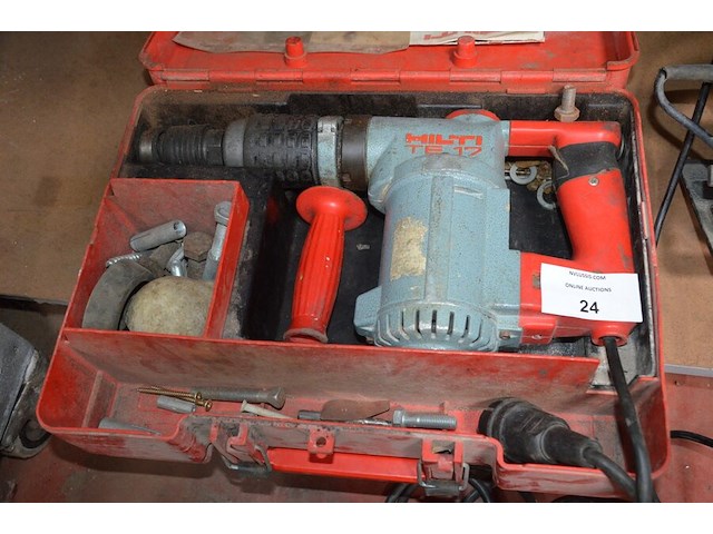Boorhamer hilti te17 in koffer , cirkelzaag powerplus pow1041p (7,8) - afbeelding 4 van  10