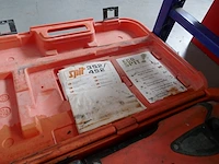 Boorhamer met koffer spit - afbeelding 3 van  4