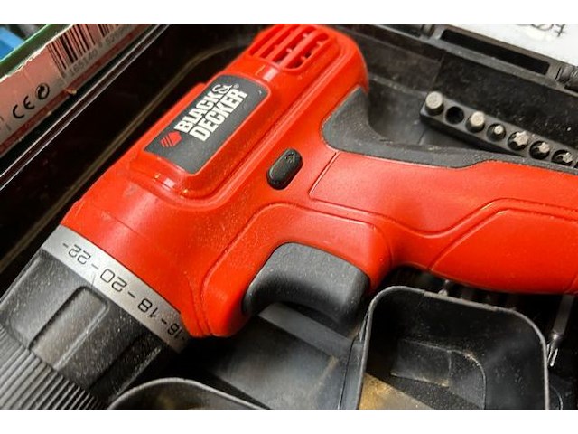 Boormachine black and decker - afbeelding 3 van  6