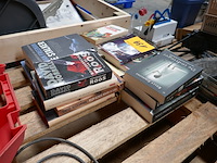 Boormachine + boeken - afbeelding 3 van  3