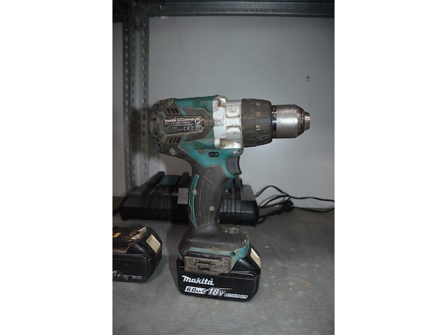 Boormachine makita dhp 481 met 2 accus, accu lader makita dc18rd (13,15,16) - afbeelding 3 van  5