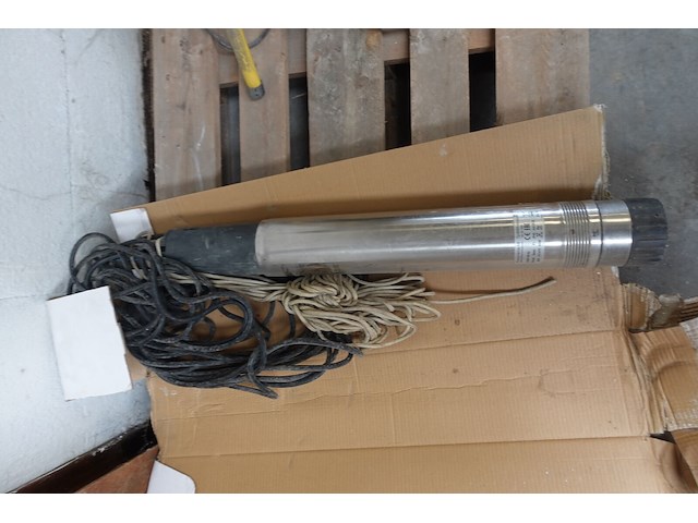 Boorput waterpomp gardena - afbeelding 5 van  7