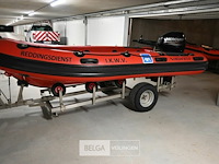 Boot highfield met buitenboordmotor en met strandtrailer - afbeelding 12 van  14