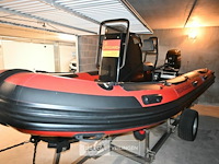 Boot highfield met buitenboordmotor - afbeelding 9 van  12