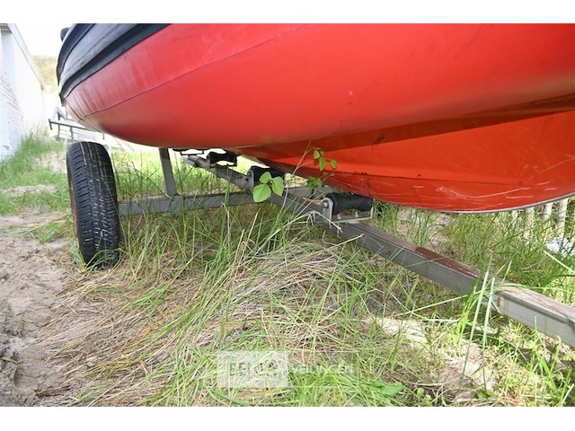 Boot lomac - afbeelding 2 van  11
